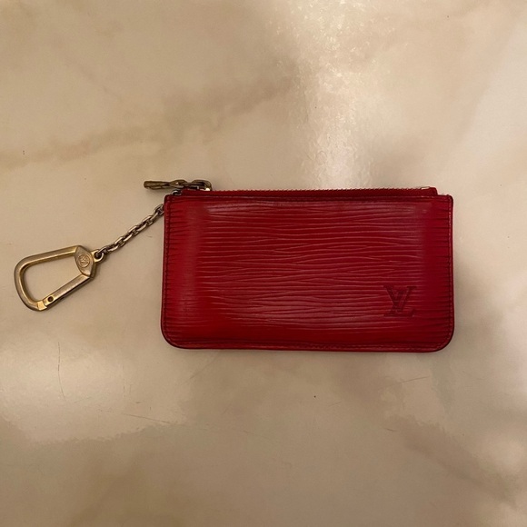 LOUIS VUITTON RED EPI KEY CLES KEY CHAIN​​​​ - Picture 1 of 10